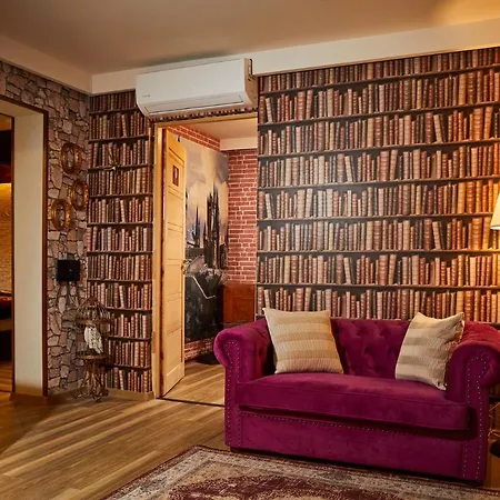 Magic Apartment *